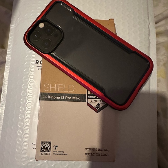 Raptic shield iPhone 13 Pro Max - Picture 2 of 2